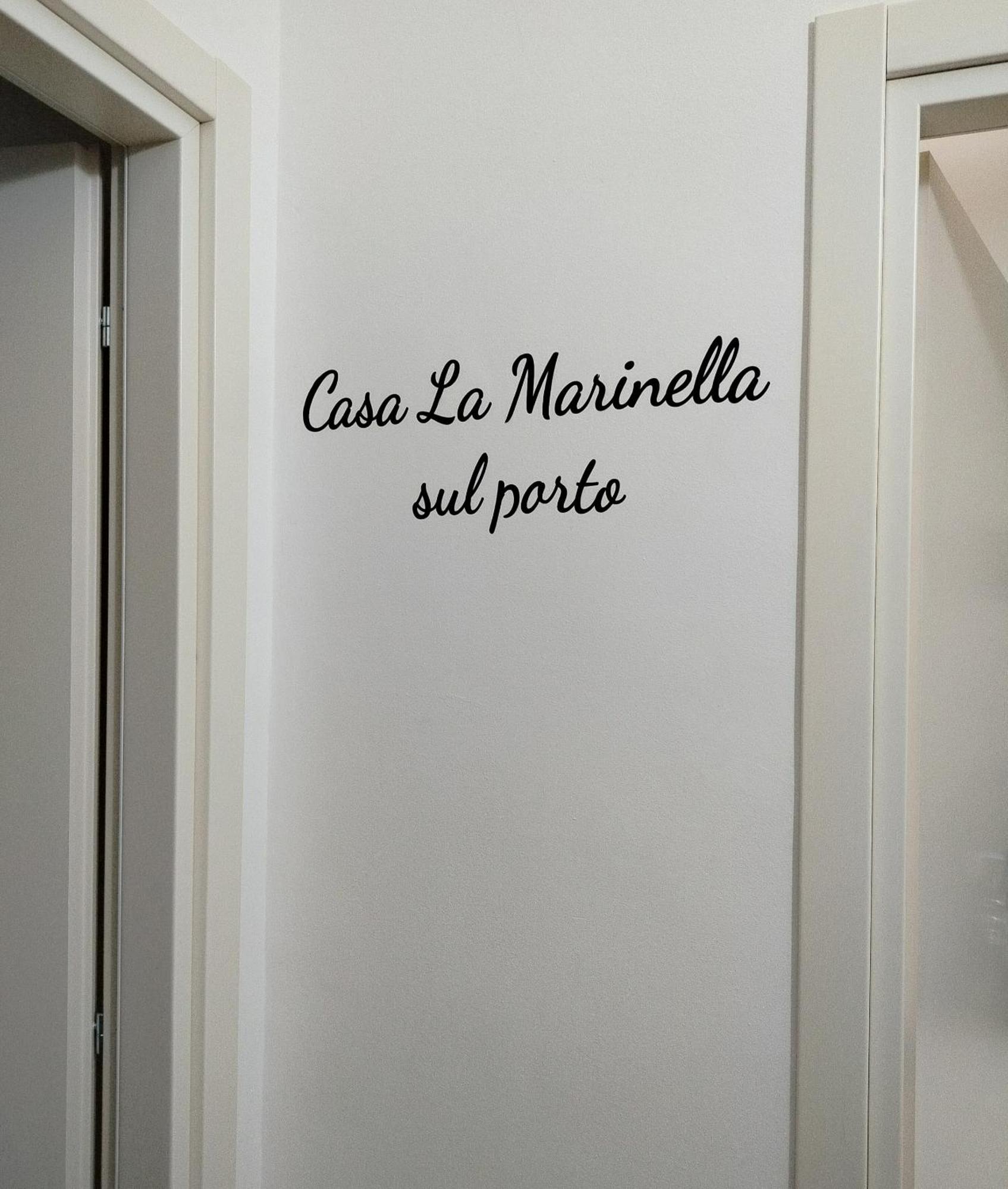 ポルト・サント・ステーファノCasa La Marinella Sul Portoアパートメント エクステリア 写真