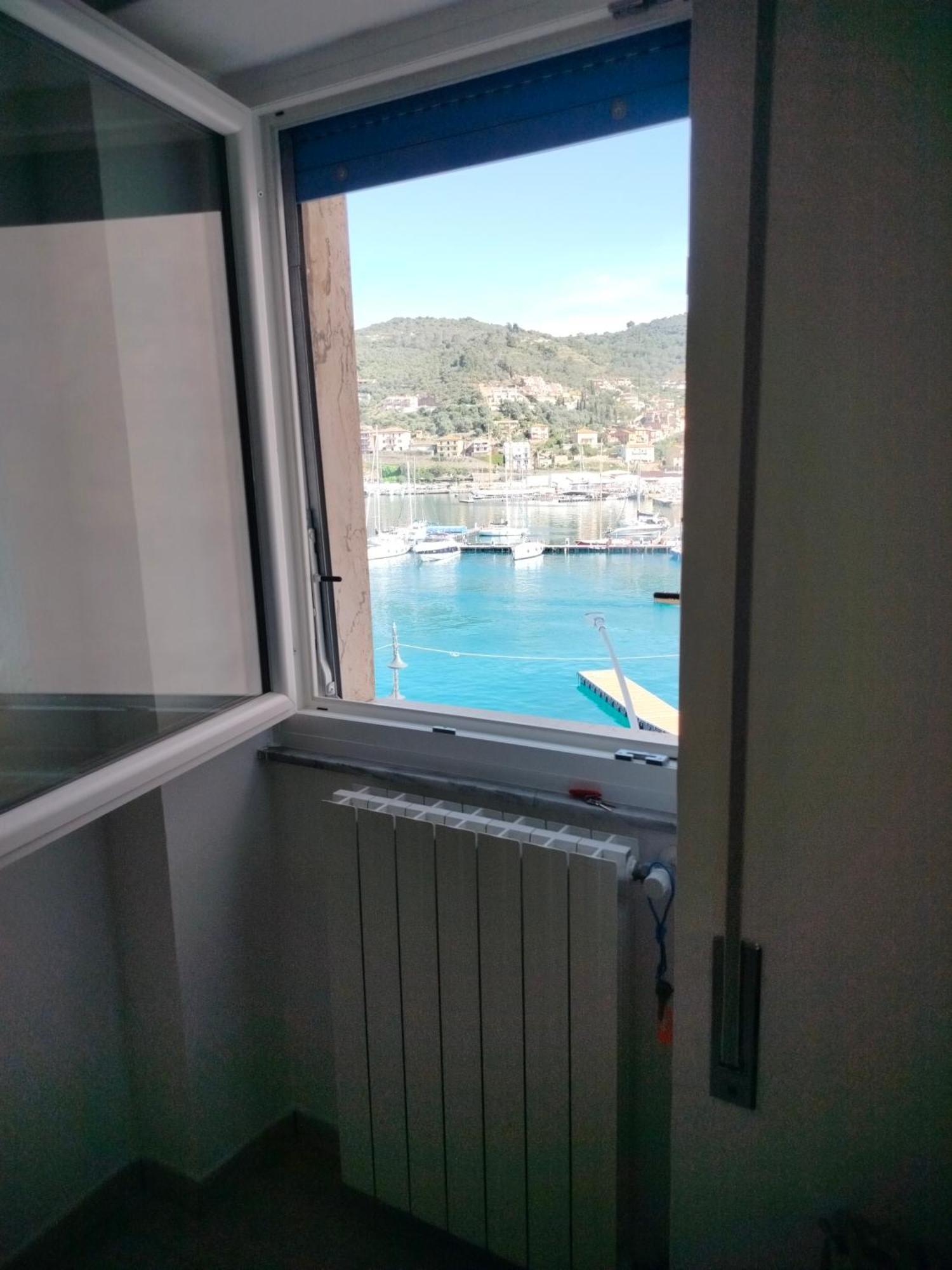 ポルト・サント・ステーファノCasa La Marinella Sul Portoアパートメント エクステリア 写真